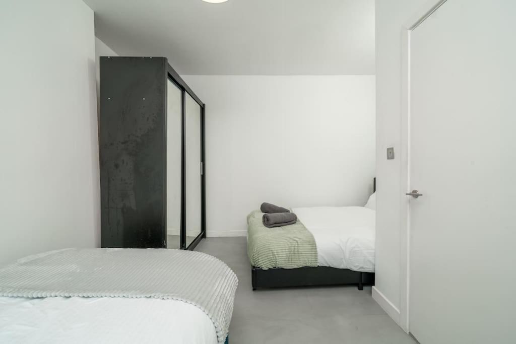 New 3Bed Stylish Apartment With Amazing Transport Londýn Exteriér fotografie